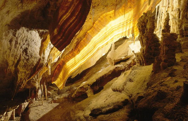 Cuevas del Drach con paseo en barca y concierto de música clásica - Tour de medio día - Foto 4